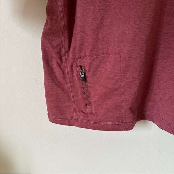 Vuori Crescent Half Zip Performance Long Sleeve Top Size Small - Picture 5 of 7